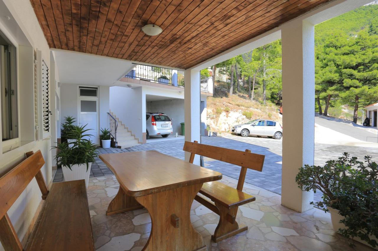 Apartments By The Sea Brela, Makarska - 6688 Exterior photo