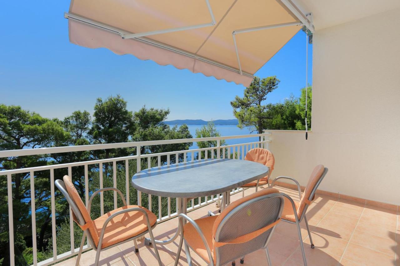 Apartments By The Sea Brela, Makarska - 6688 Exterior photo