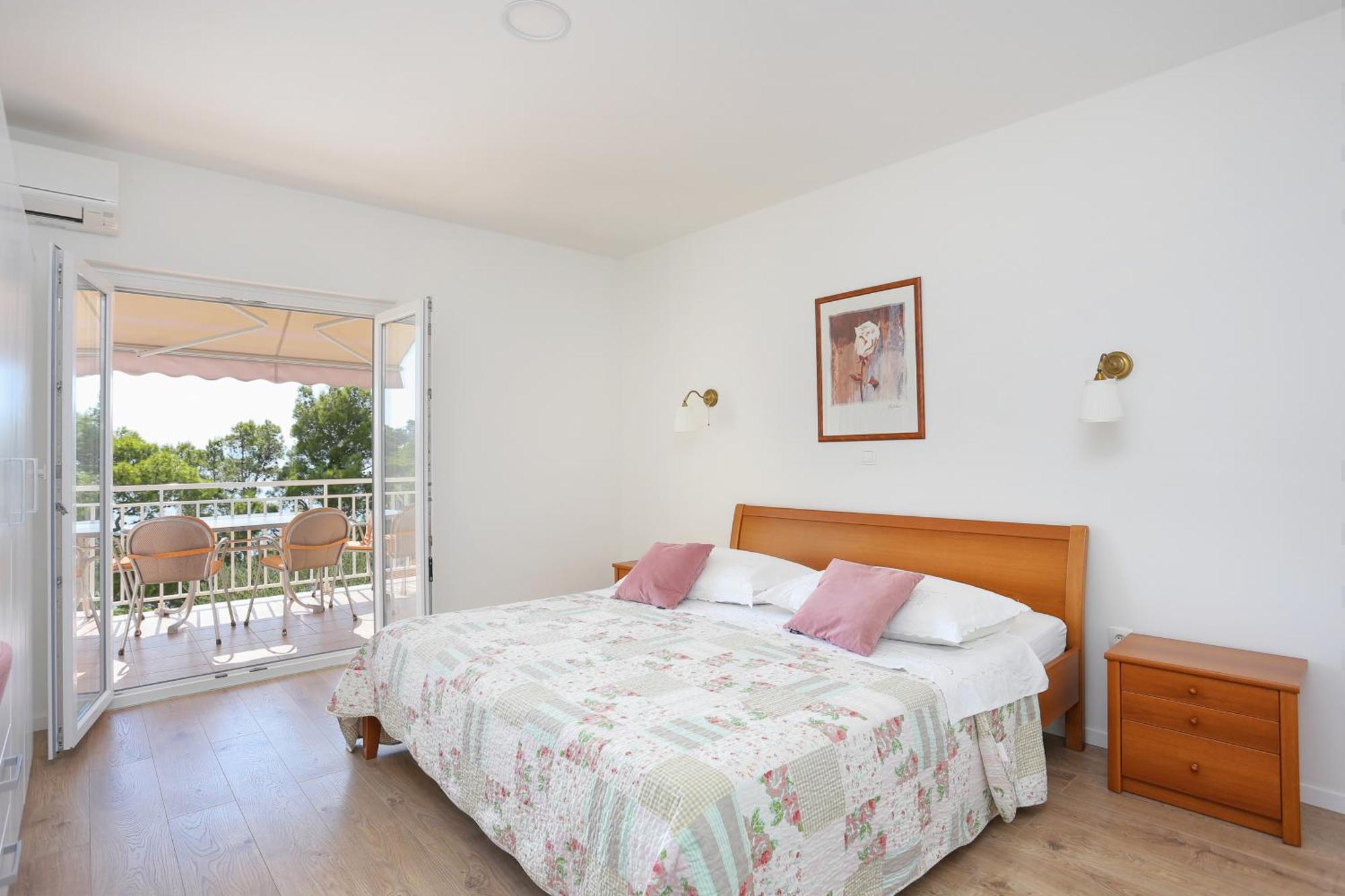 Apartments By The Sea Brela, Makarska - 6688 Room photo